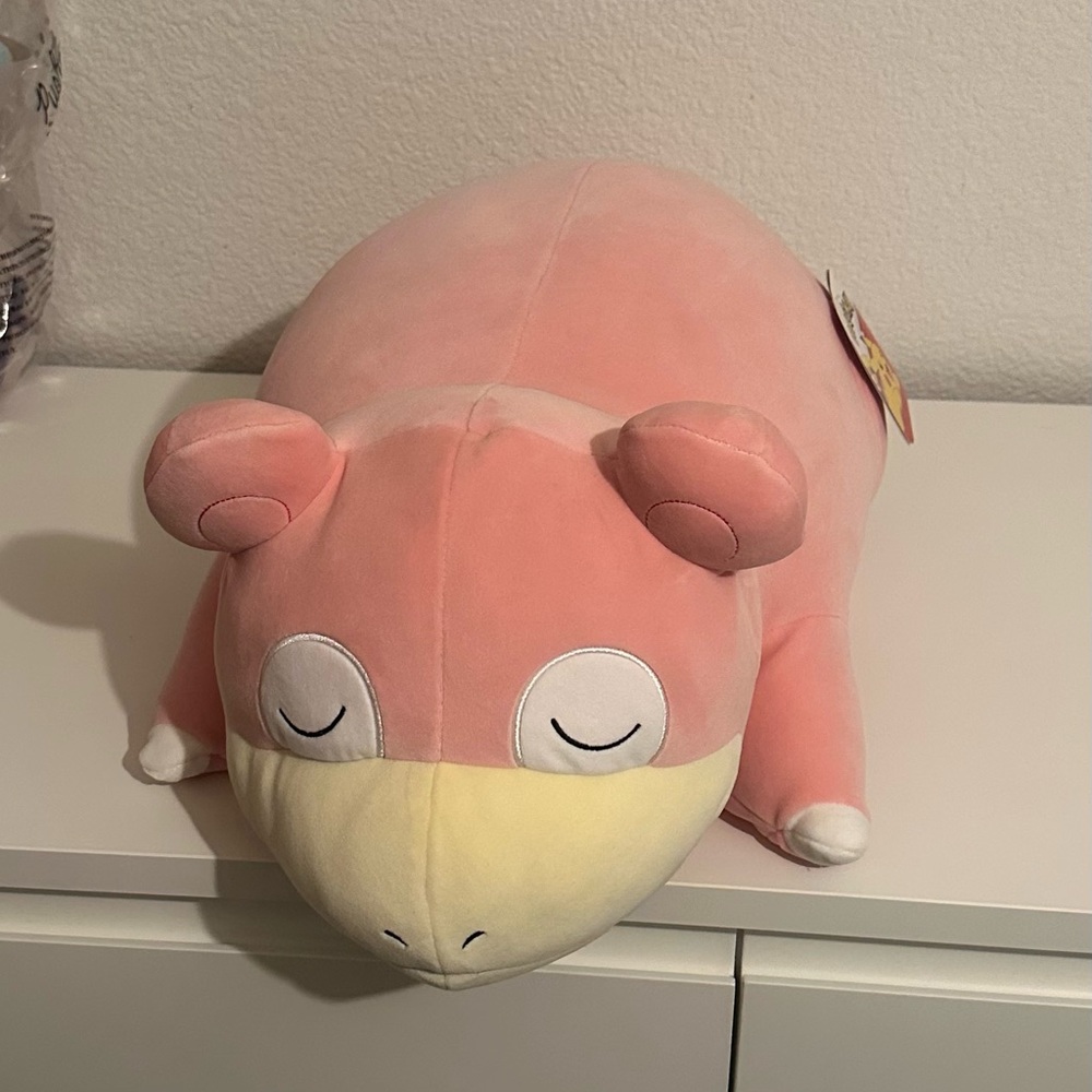 Pokémon Pink Sleeping Slowpoke Plush Toy 18” - Picture 2 of 4